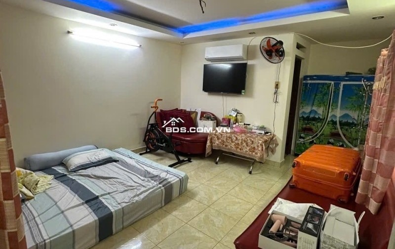 Nhà Đẹp 5 tầng Căn góc kg LG, Hẻm 6m Khu Bàu Cát, 54m2, 5PN, P.11 Tân Bình. Chỉ 10.5 tỷ TL